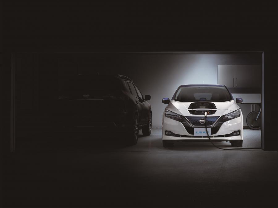  Nissan Leaf 2.zero 2017 года  (JP) (фото 44 из 56)